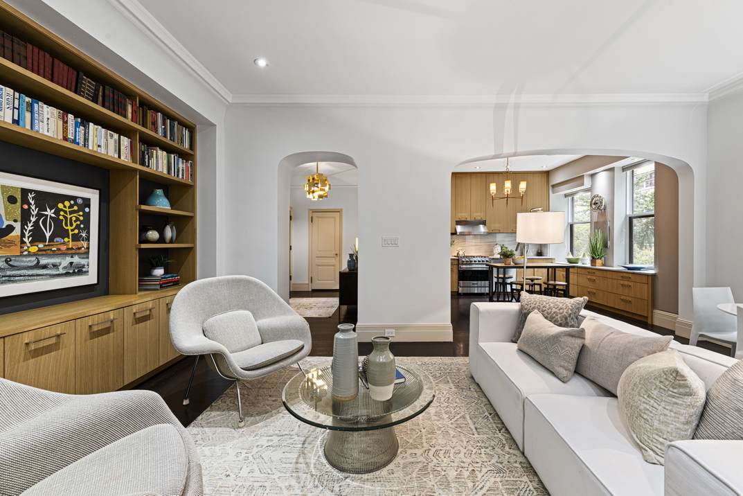 205 89TH Street - Photo 1