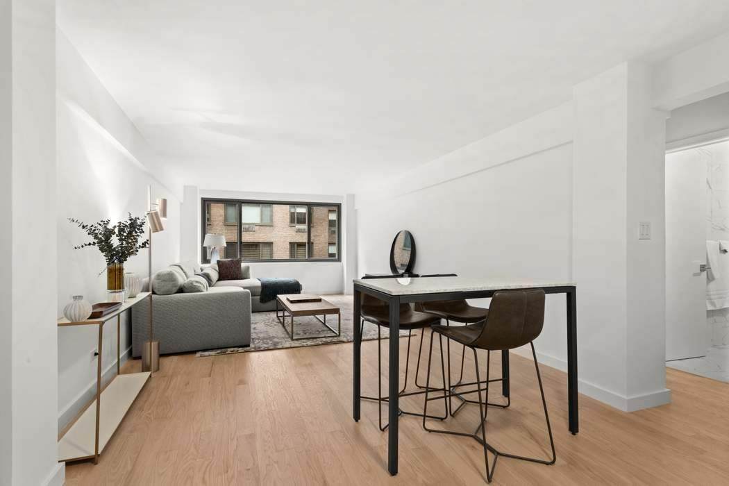 425 63RD Street - Photo 1
