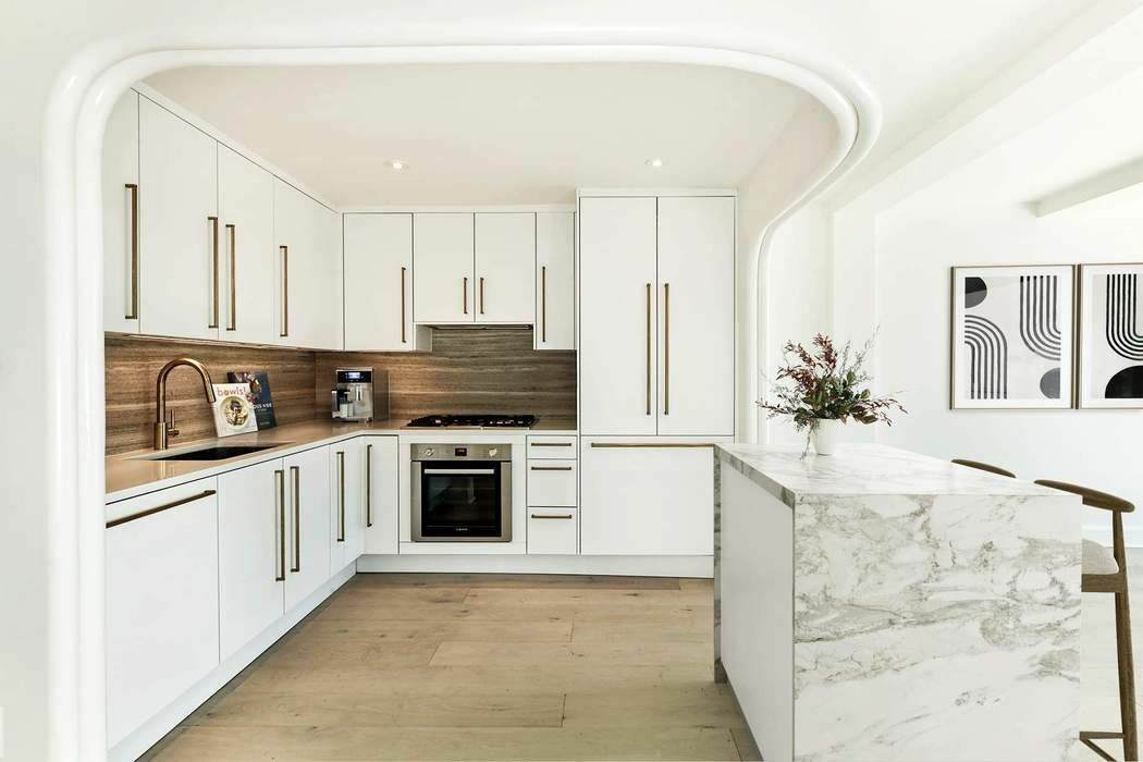 533 12TH Street - Photo 1