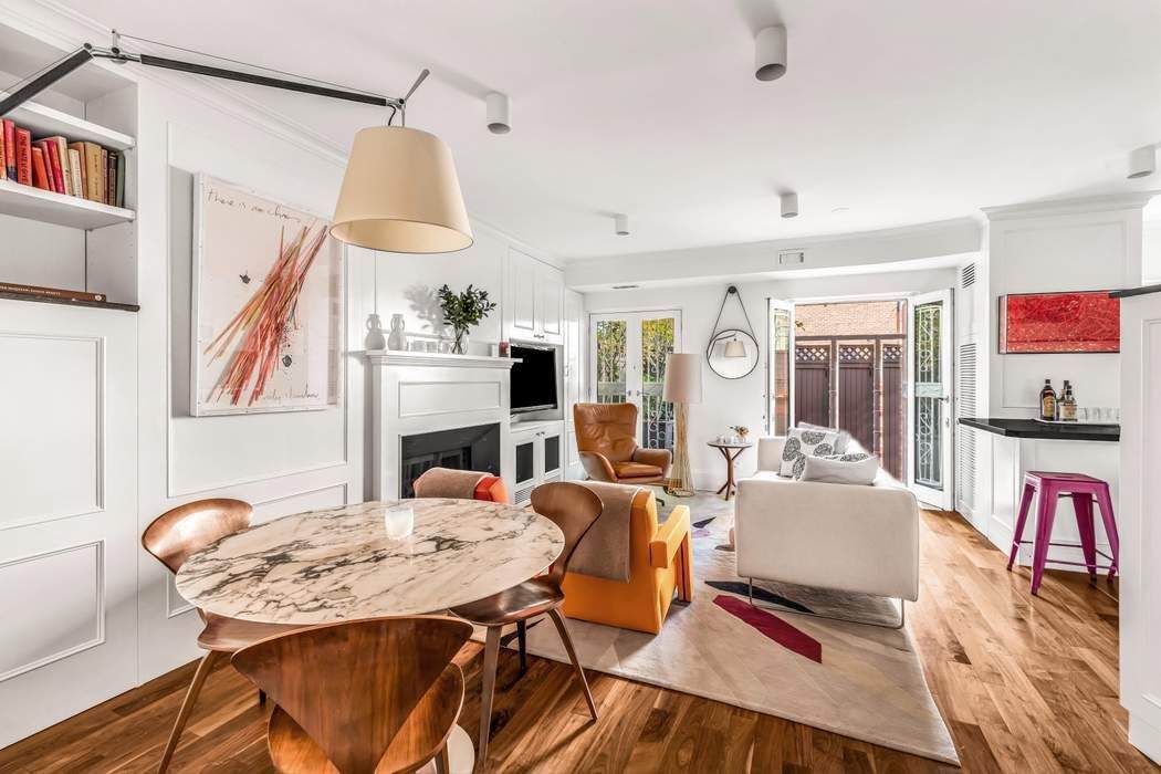 254 10TH Street - Photo 1