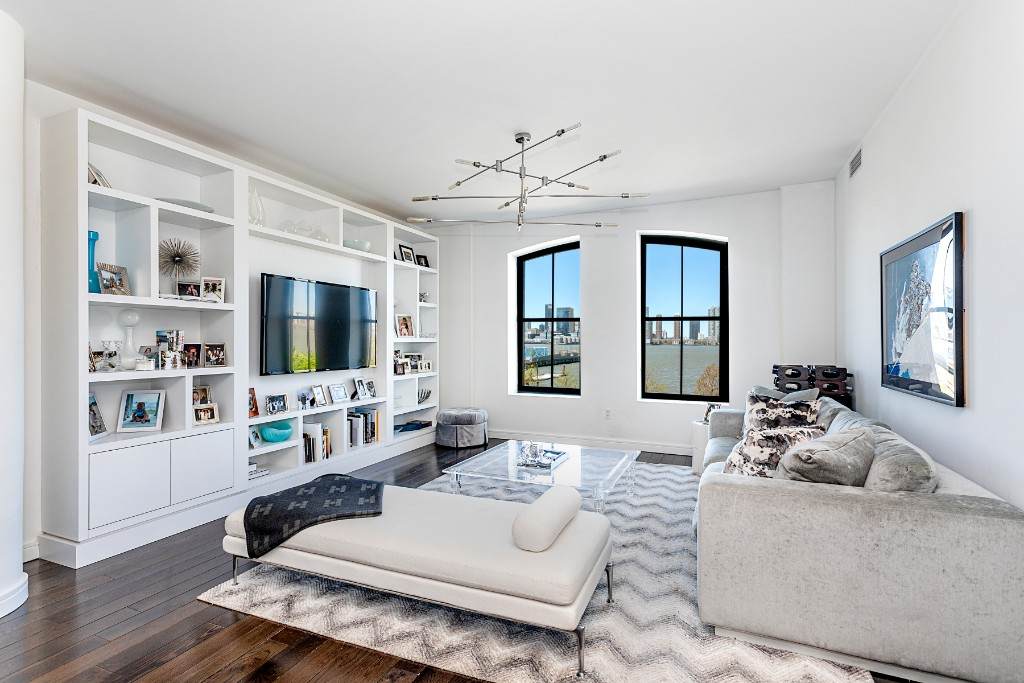 250 West Street - Photo 1