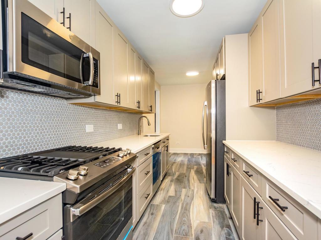 3840 Greystone Ave - Photo 1