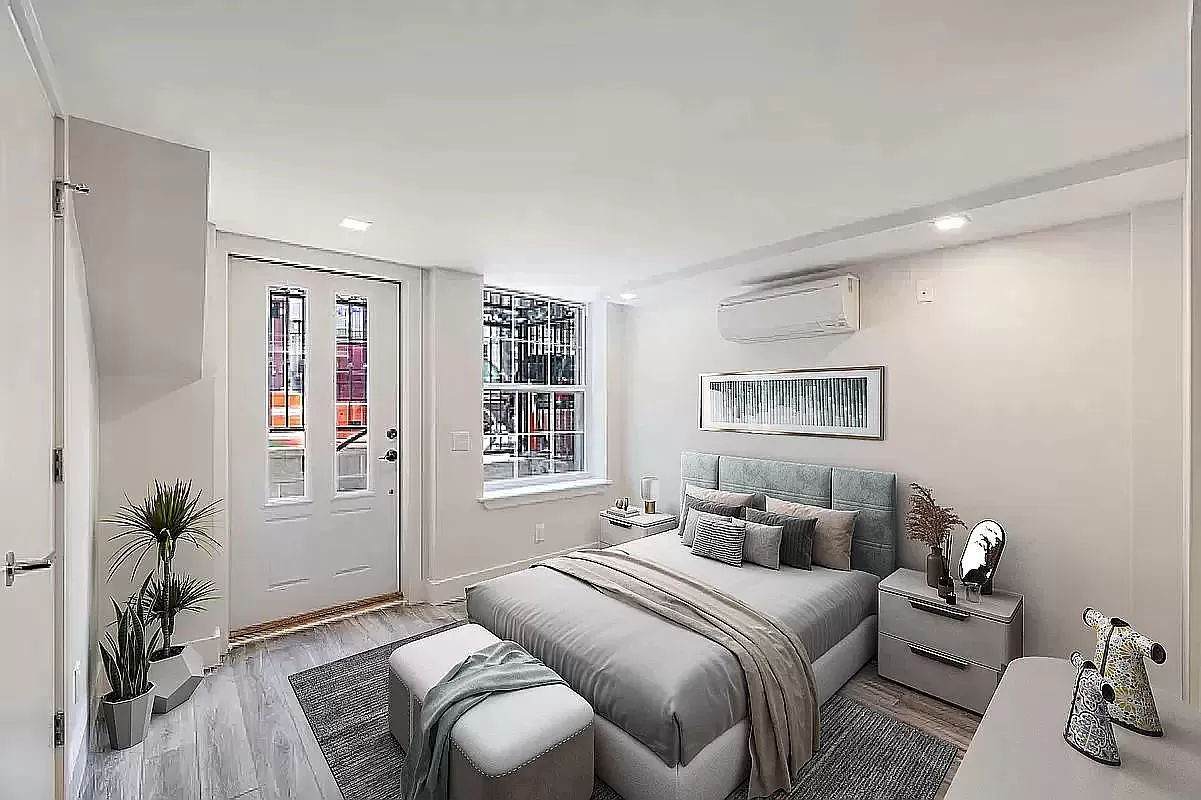 167 Ludlow Street - Photo 1