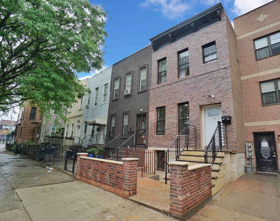 254a Saratoga Ave - Photo 1
