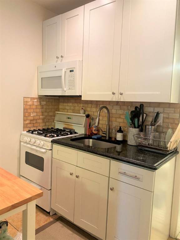 1748 1st Avenue - Photo 1