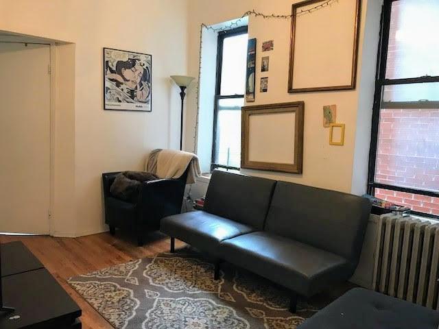 355 4th St - Photo 1