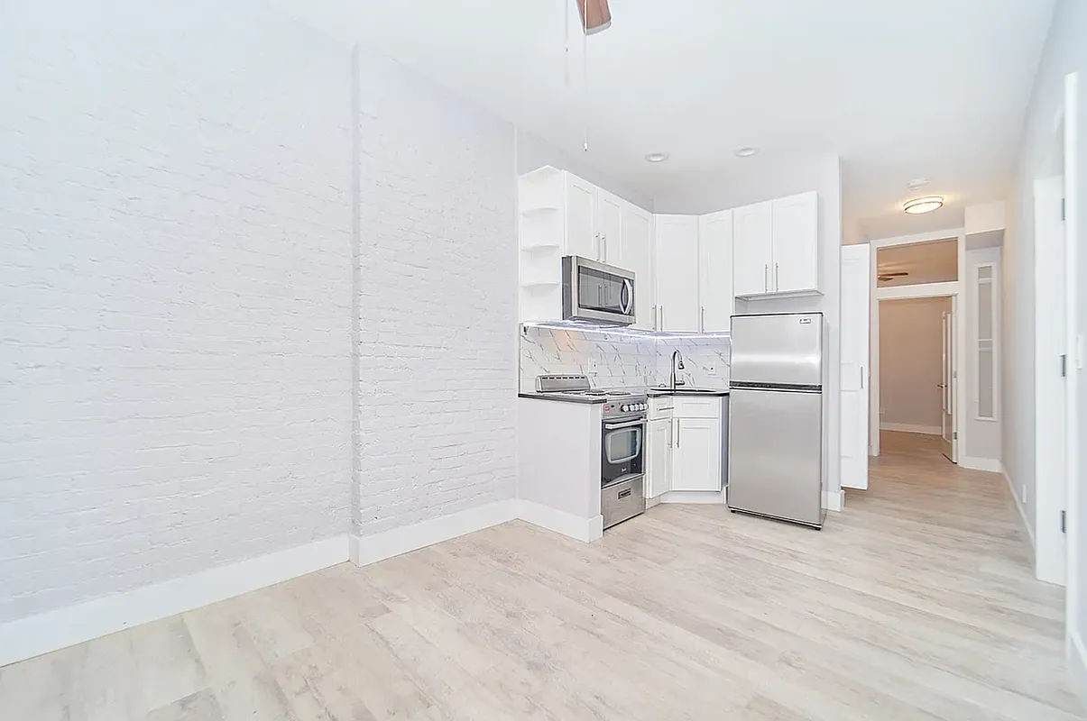 448 46th Street - Photo 1