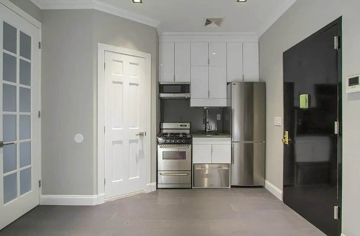 15 103rd Street - Photo 1
