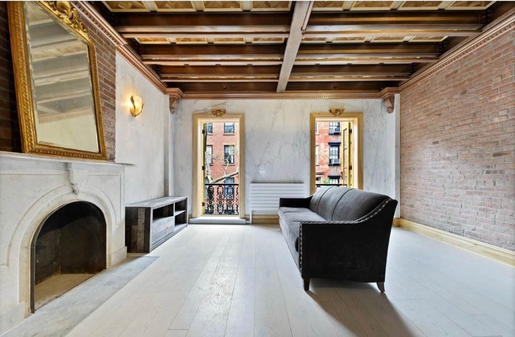 35 Perry Street - Photo 1