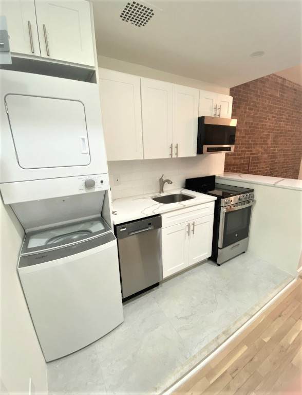 189 93rd Street - Photo 1