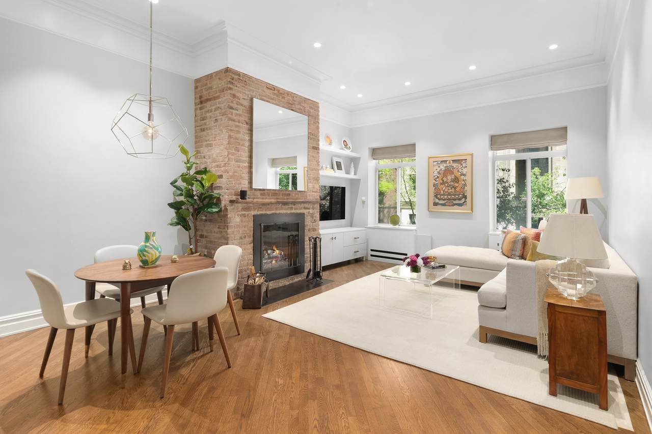 228 21ST Street - Photo 1