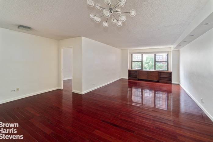 132 35TH St - Photo 1