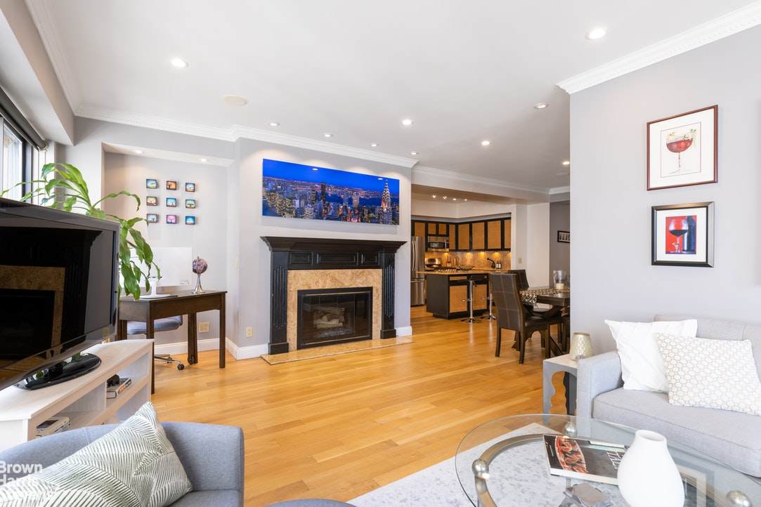 529 42ND Street - Photo 1