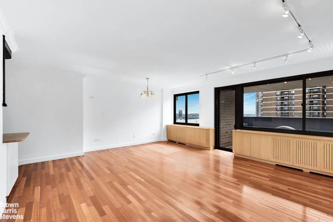 333 Pearl Street - Photo 1