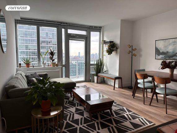 4545 Center Boulevard - Photo 1