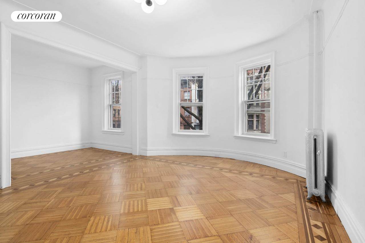 574 5TH Street - Photo 1