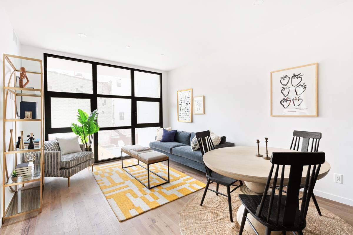 383 Manhattan Avenue - Photo 1