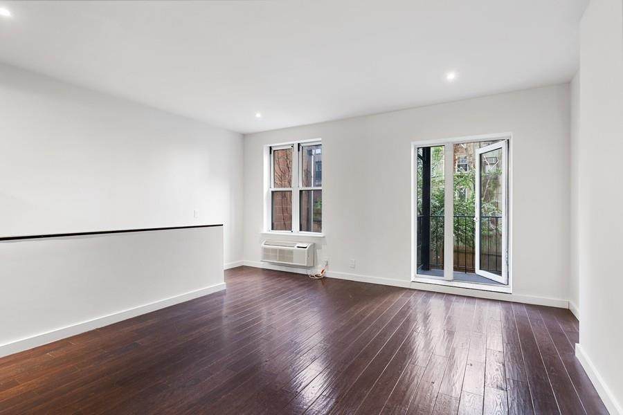 358 30TH Street - Photo 1