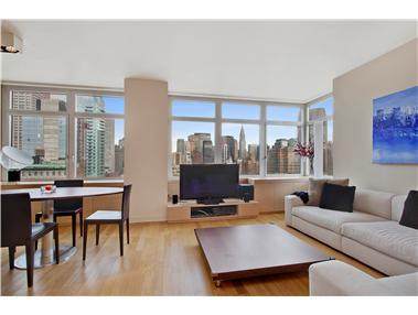 11 29TH Street - Photo 1