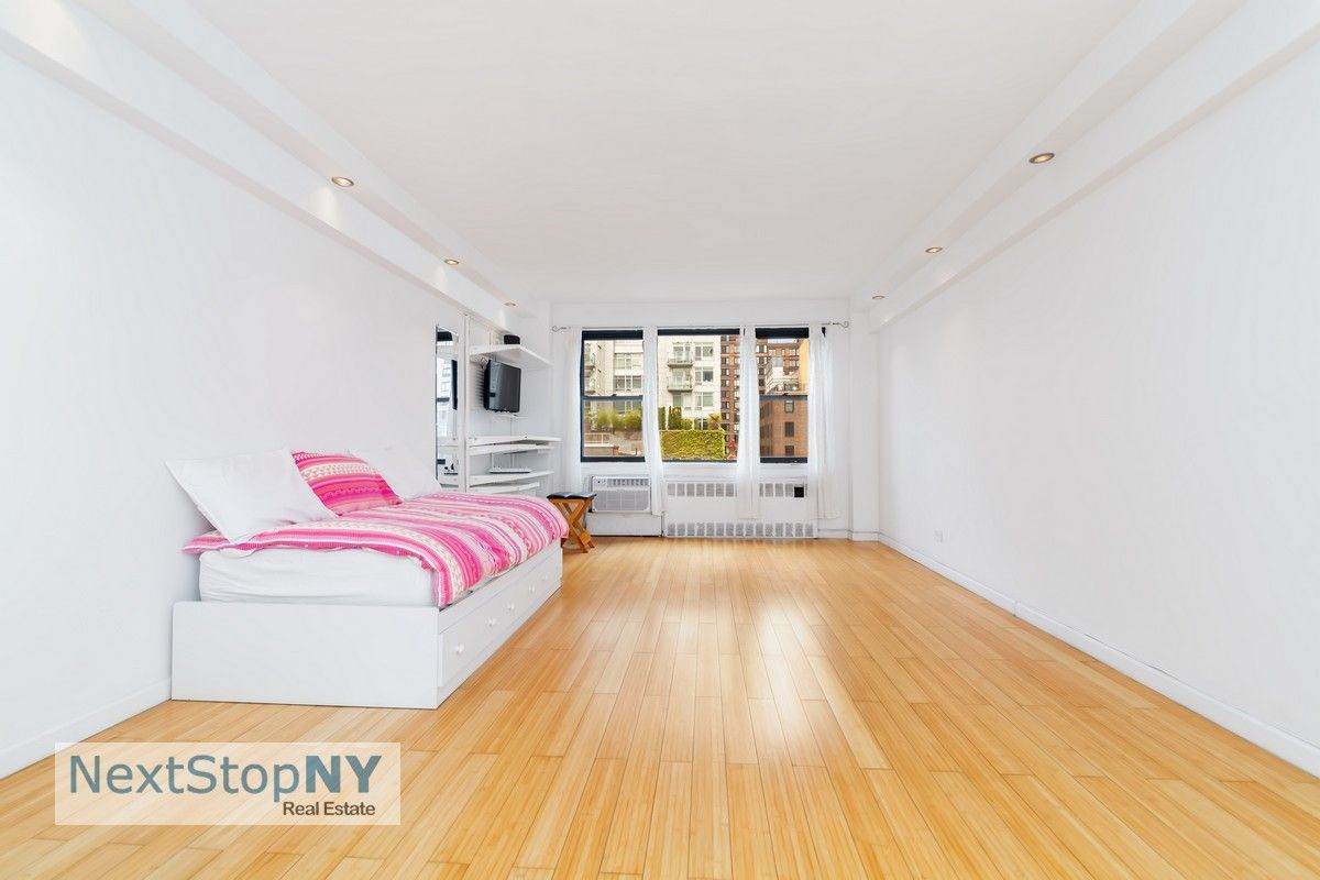 408 57TH Street - Photo 1