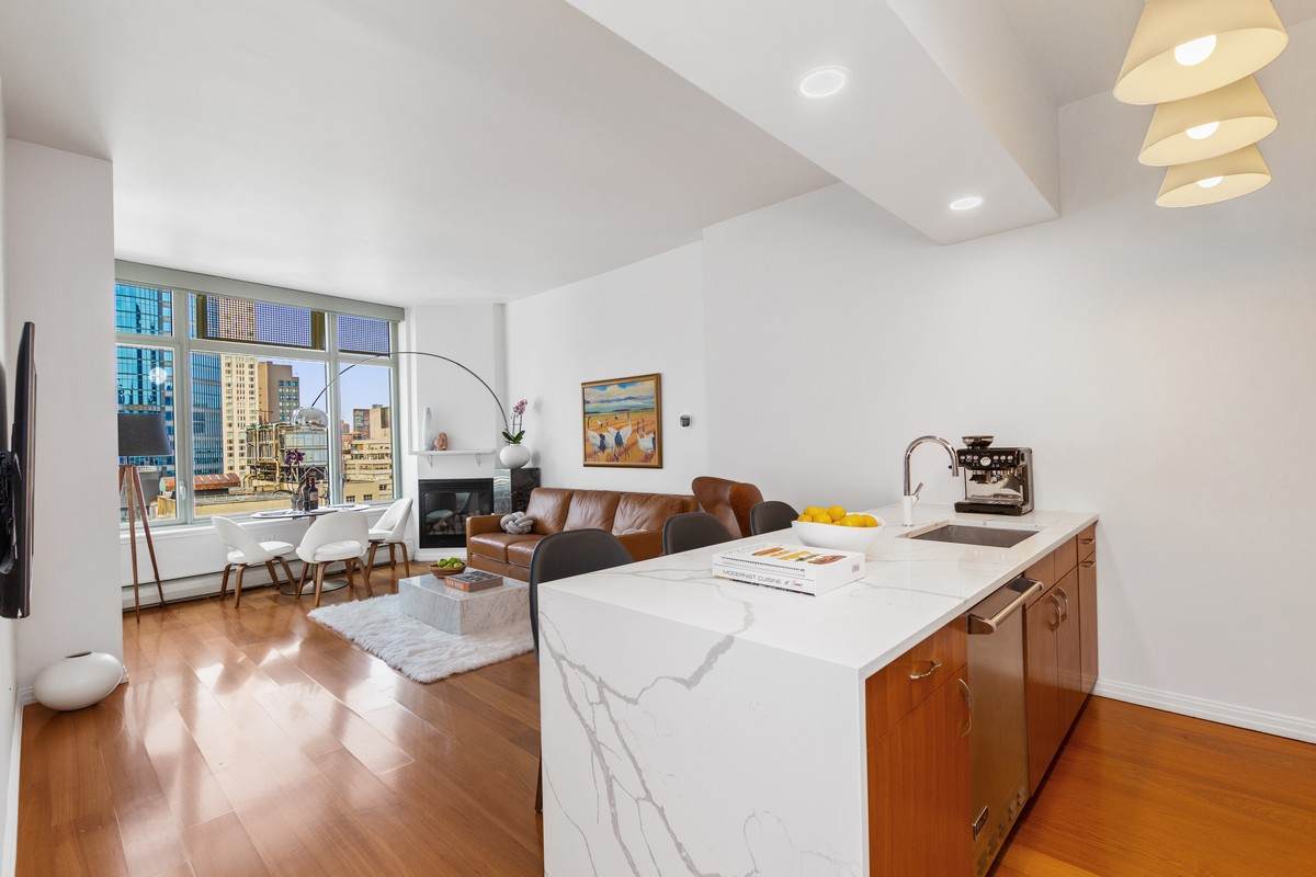 205 59TH Street - Photo 1