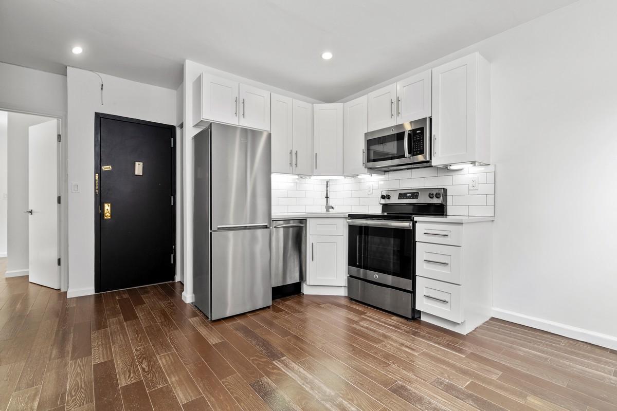 101 Stanton St - Photo 1