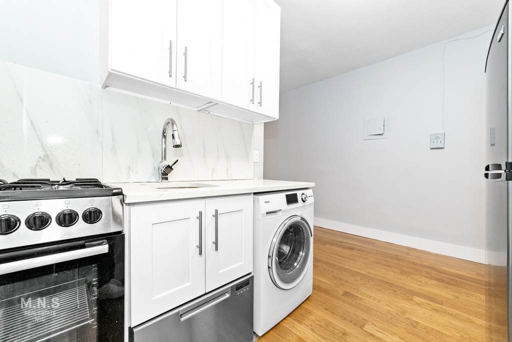235 117th Street - Photo 1