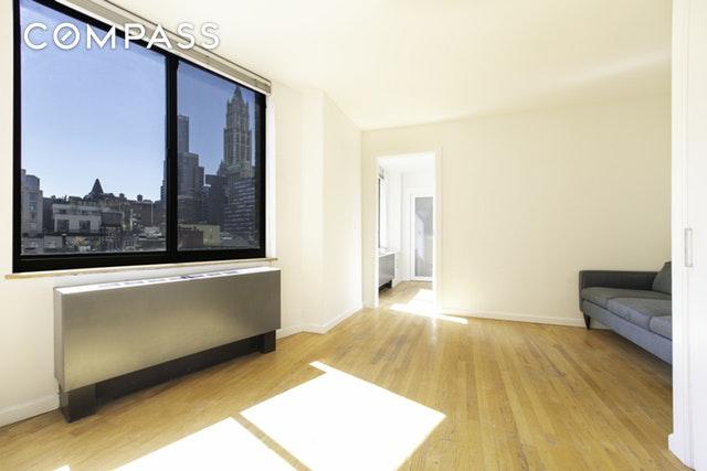 295 Greenwich St - Photo 1