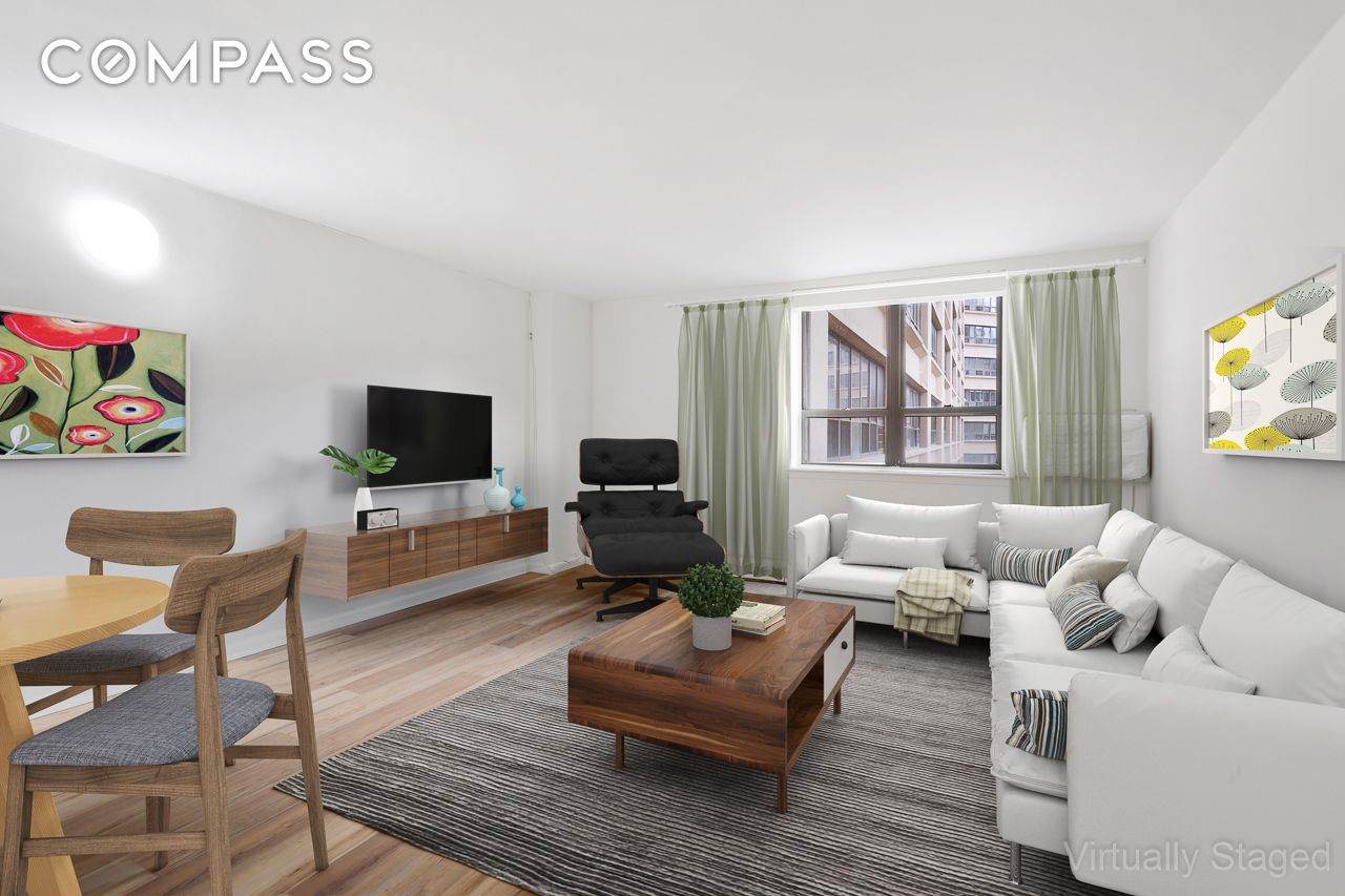 220 Manhattan Avenue - Photo 1