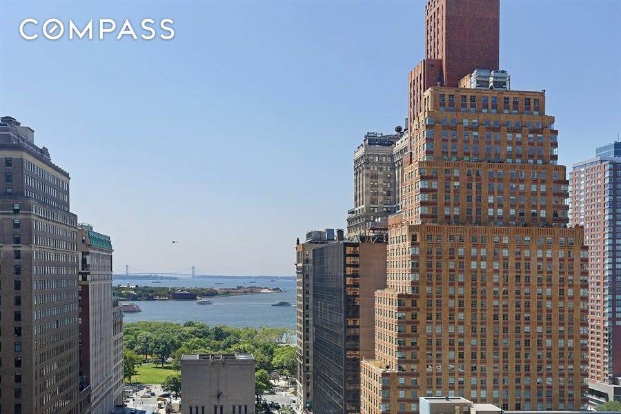 88 Greenwich Street - Photo 1