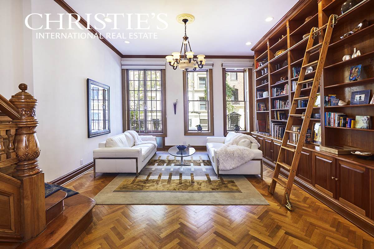 312 71ST St - Photo 1