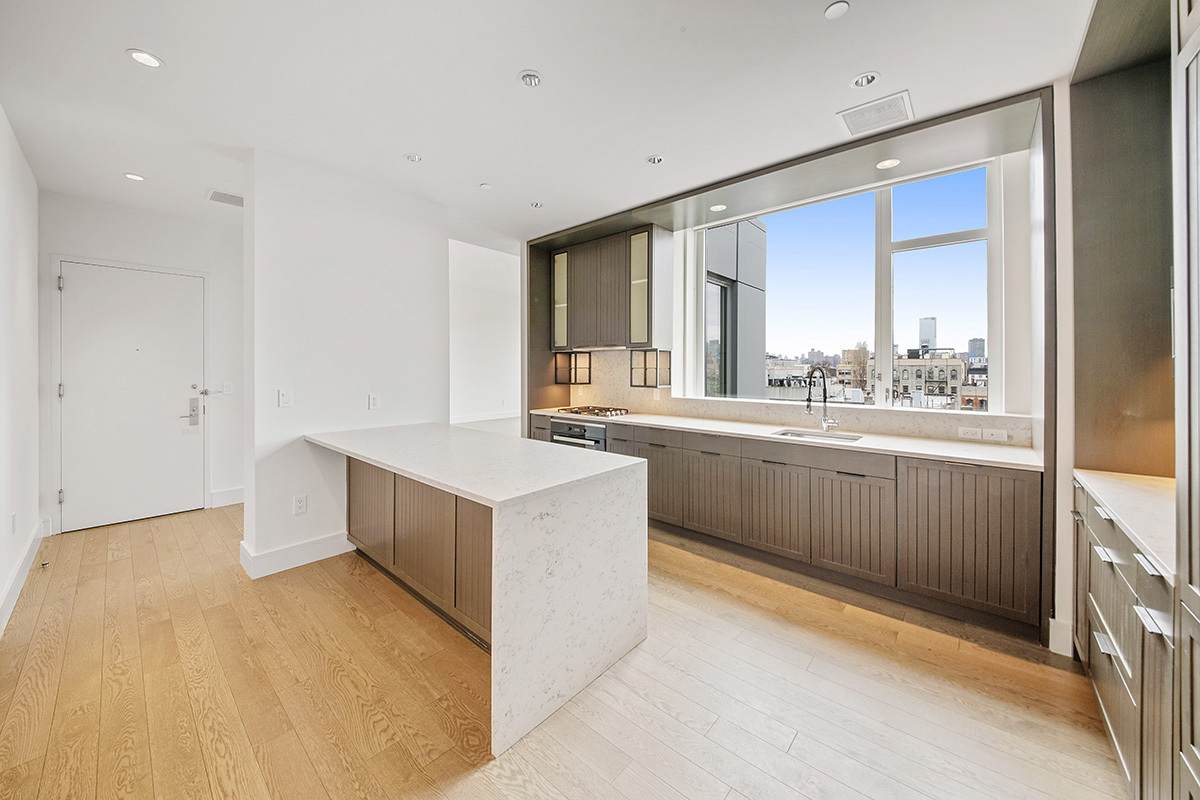 510 14TH Street - Photo 1