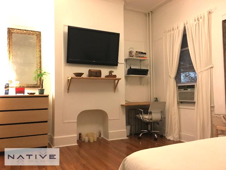 158 Norman Ave - Photo 1
