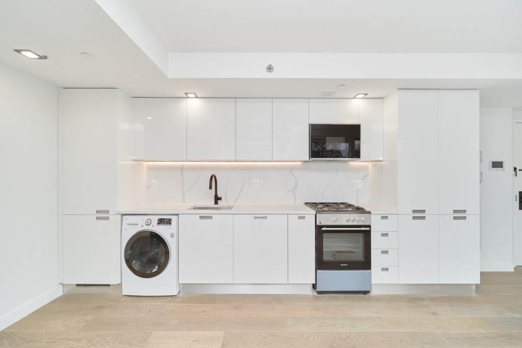 623 Ave H - Photo 1