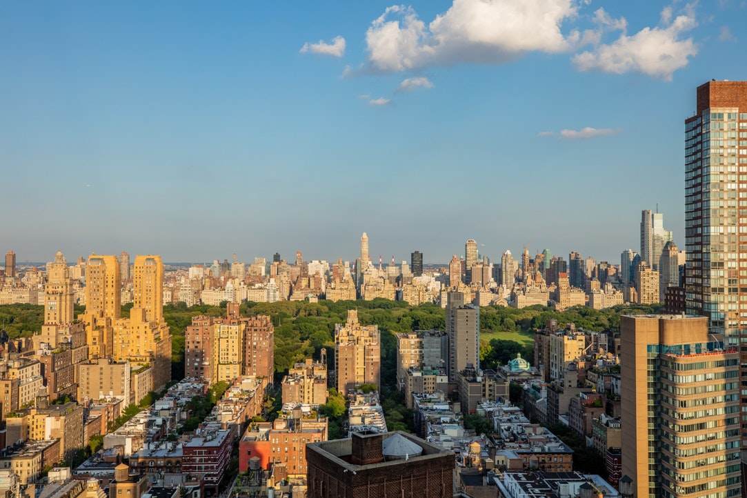 200 Amsterdam Avenue - Photo 1
