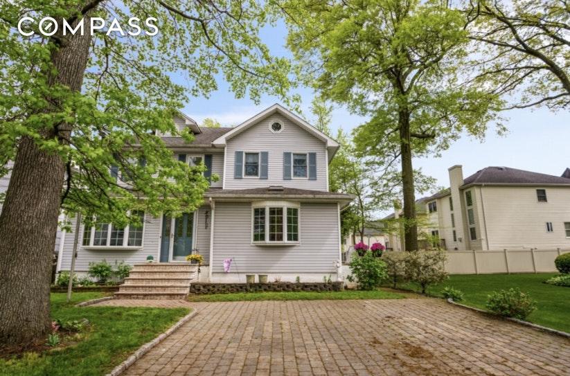 100 Tarring St - Photo 1