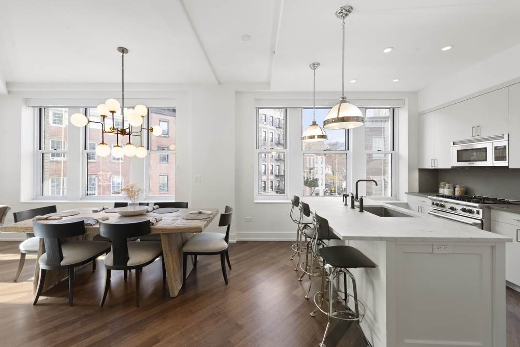 147 Waverly Place - Photo 1