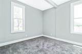 829 27th St - Photo 13