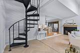 2127 Wake Forest St - Photo 4