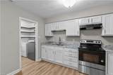 811 Grosvenor Ct - Photo 5