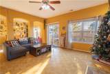 3614 Valley Point Cres - Photo 8