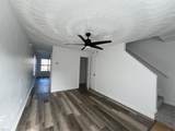 1110 Carver Ave - Photo 3
