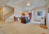 103 Richmond Ave - Photo 3