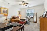 924 Southmoor Dr - Photo 16