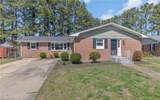 1214 Lakeview Dr - Photo 2