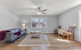 1214 Lakeview Dr - Photo 6