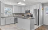 1214 Lakeview Dr - Photo 8