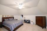 181 Herman Melville Ave - Photo 36