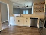 1004 Culver Ln - Photo 3
