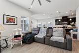 909 Porte Crayon St - Photo 10